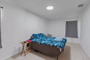 1000 S Center St, Austin, TX 78704 - Photo 17