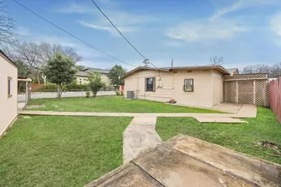 1000 S Center Street, Austin, TX 78704 - Photo 3