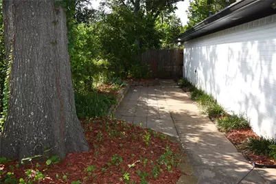 1702 Pecos Avenue, Rockdale, TX 76567 - Photo 21