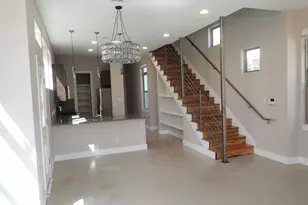 2912 E 14th St, Austin, TX 78702 - Photo 13