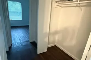 2124 Burton Dr, Austin, TX 78741 - Photo 15