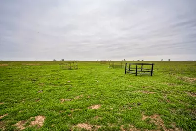 000 Callihan Road, Luling, TX 78648 - Photo 5