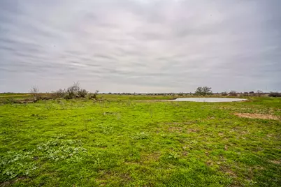 000 Callihan Road, Luling, TX 78648 - Photo 7