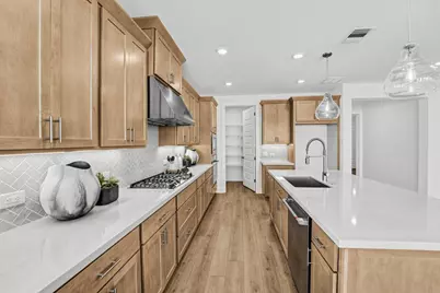 9404 Hamadryas Drive, Austin, TX 78744 - Photo 7