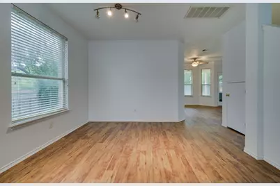 1112 Sundrop Place, Round Rock, TX 78665 - Photo 27