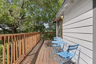 1167 Ridgeway Dr, Austin, TX 78702 - Photo 19