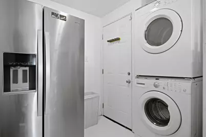 1167 Ridgeway Drive, Austin, TX 78702 - Photo 9