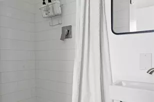 1167 Ridgeway Dr, Austin, TX 78702 - Photo 27