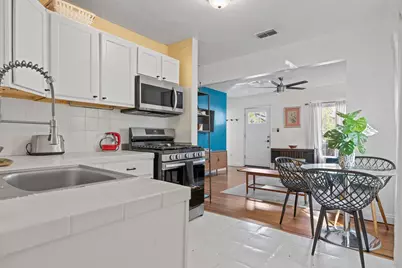 1167 Ridgeway Drive, Austin, TX 78702 - Photo 7