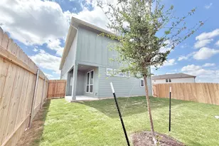 476 Young St, Buda, TX 78610 - Photo 21