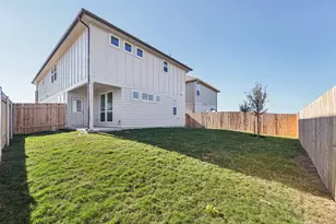 476 Young St, Buda, TX 78610 - Photo 21