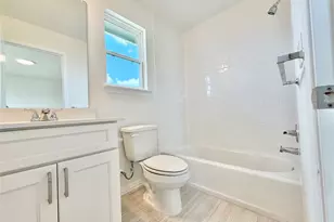 476 Young St, Buda, TX 78610 - Photo 15