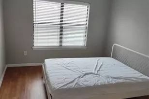 2502 Leon St, Austin, TX 78705 - Photo 9