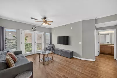 2502 Leon Street #304, Austin, TX 78705 - Photo 3