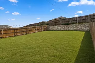 237 Spider Lily Dr, Kyle, TX 78640 - Photo 11