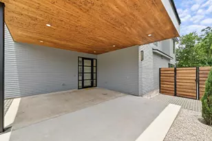 932 E 53rd St, Austin, TX 78751 - Photo 3