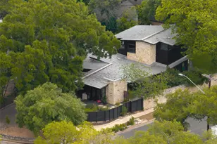 2401 Jarratt Ave, Austin, TX 78703 - Photo 39