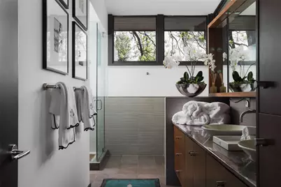 2401 Jarratt Avenue, Austin, TX 78703 - Photo 23