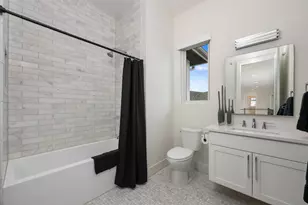 901 Cypress Grove Dr, Austin, TX 78732 - Photo 31