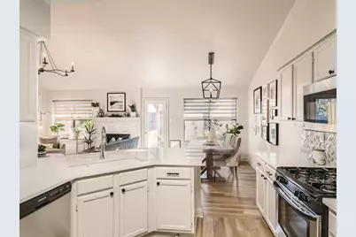 4609 San Simeon Drive, Austin, TX 78749 - Photo 9