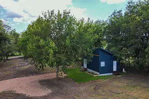 1014 Private Rd 4041, Dime Box, TX 77853 - Photo 27