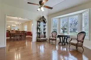 1817 Possum Trot St, Round Rock, TX 78681 - Photo 5