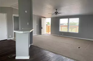 110 Thomas Park Dr, Hutto, TX 78634 - Photo 3
