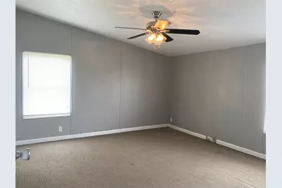 110 Thomas Park Drive, Hutto, TX 78634 - Photo 13