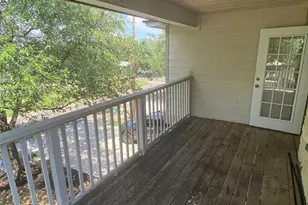 1405 Meadow Pkwy, San Marcos, TX 78666 - Photo 17