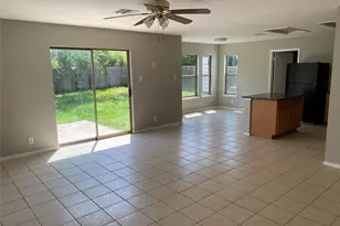 1405 Meadow Pkwy, San Marcos, TX 78666 - Photo 9