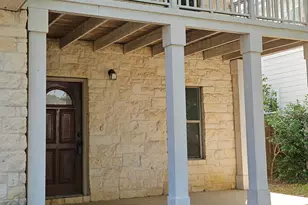 1405 Meadow Pkwy, San Marcos, TX 78666 - Photo 3