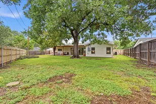 5810 Marilyn Dr, Austin, TX 78757 - Photo 39