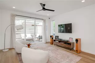 1208 Luna St, Austin, TX 78721 - Photo 11