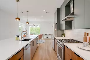 1208 Luna St, Austin, TX 78721 - Photo 7