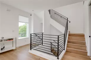 1208 Luna St, Austin, TX 78721 - Photo 13