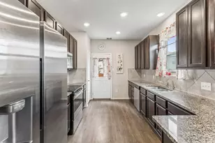 9314 Graze Br, San Antonio, TX 78211 - Photo 11