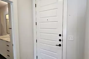 2220 Webberville Rd, Austin, TX 78702 - Photo 15