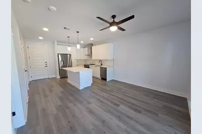 2220 Webberville Road #310, Austin, TX 78702 - Photo 11