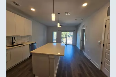 2220 Webberville Road #310, Austin, TX 78702 - Photo 7