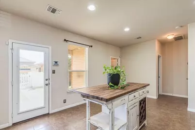 711 Heritage Springs Trail, Round Rock, TX 78664 - Photo 9