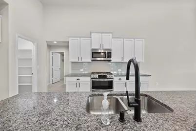 1018 Granbury Cove, Round Rock, TX 78664 - Photo 11