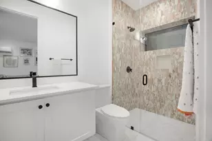 1410 E 3rd St, Austin, TX 78702 - Photo 15