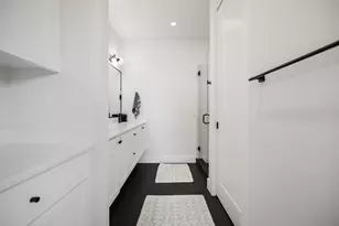 1410 E 3rd St, Austin, TX 78702 - Photo 17