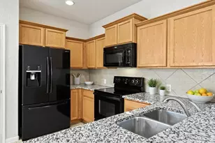 5809 Needle Nook Ct, Austin, TX 78744 - Photo 5