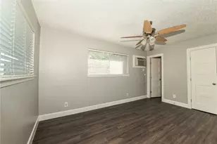 1600 Parker Ln, Austin, TX 78741 - Photo 9