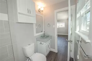 1600 Parker Ln, Austin, TX 78741 - Photo 11