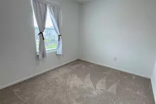63 Trinity Cir, Lockhart, TX 78644 - Photo 11
