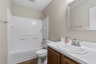 18425 Crestwind Ln, Elgin, TX 78621 - Photo 15