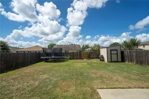 18425 Crestwind Ln, Elgin, TX 78621 - Photo 31