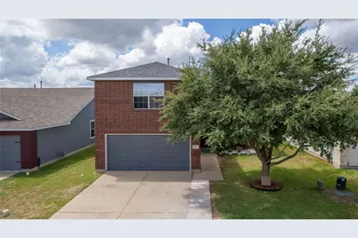 18425 Crestwind Lane, Elgin, TX 78621 - Photo 9
